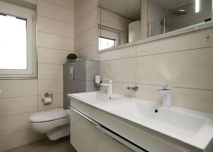 Lili Near The Апартаменти *