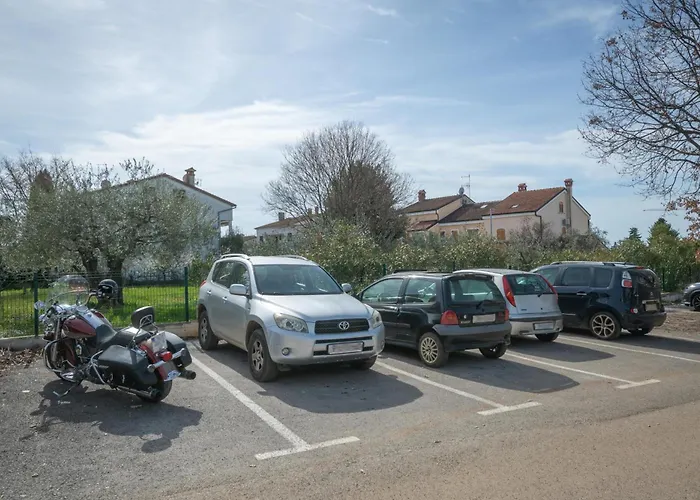 Lili Near The Poreč